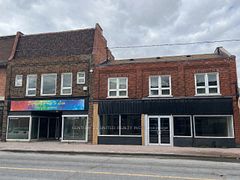 Lower - 200 Charlotte Street, Peterborough, ON, exterior