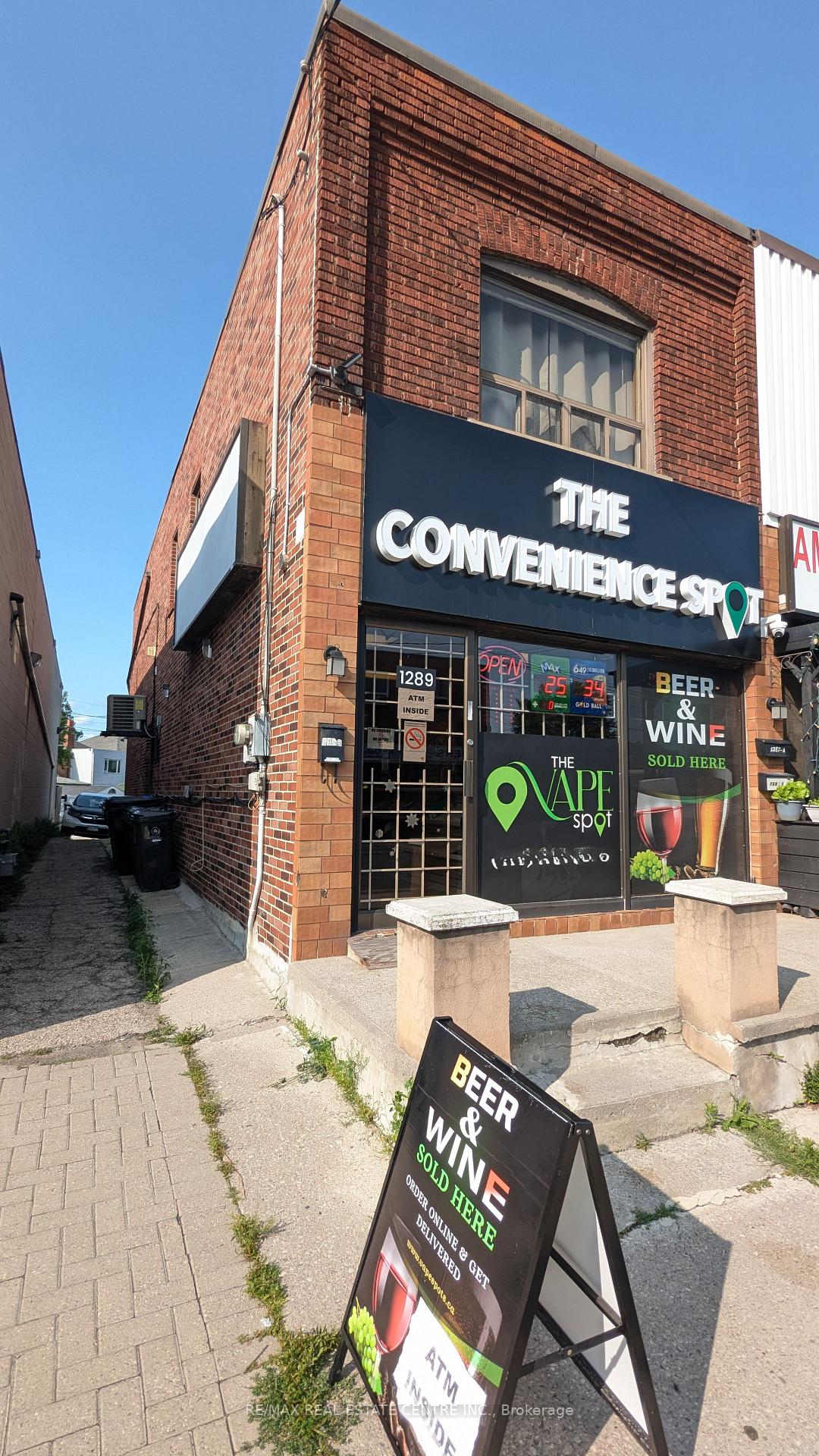 1289 Weston Road, Toronto W04, ON, exterior