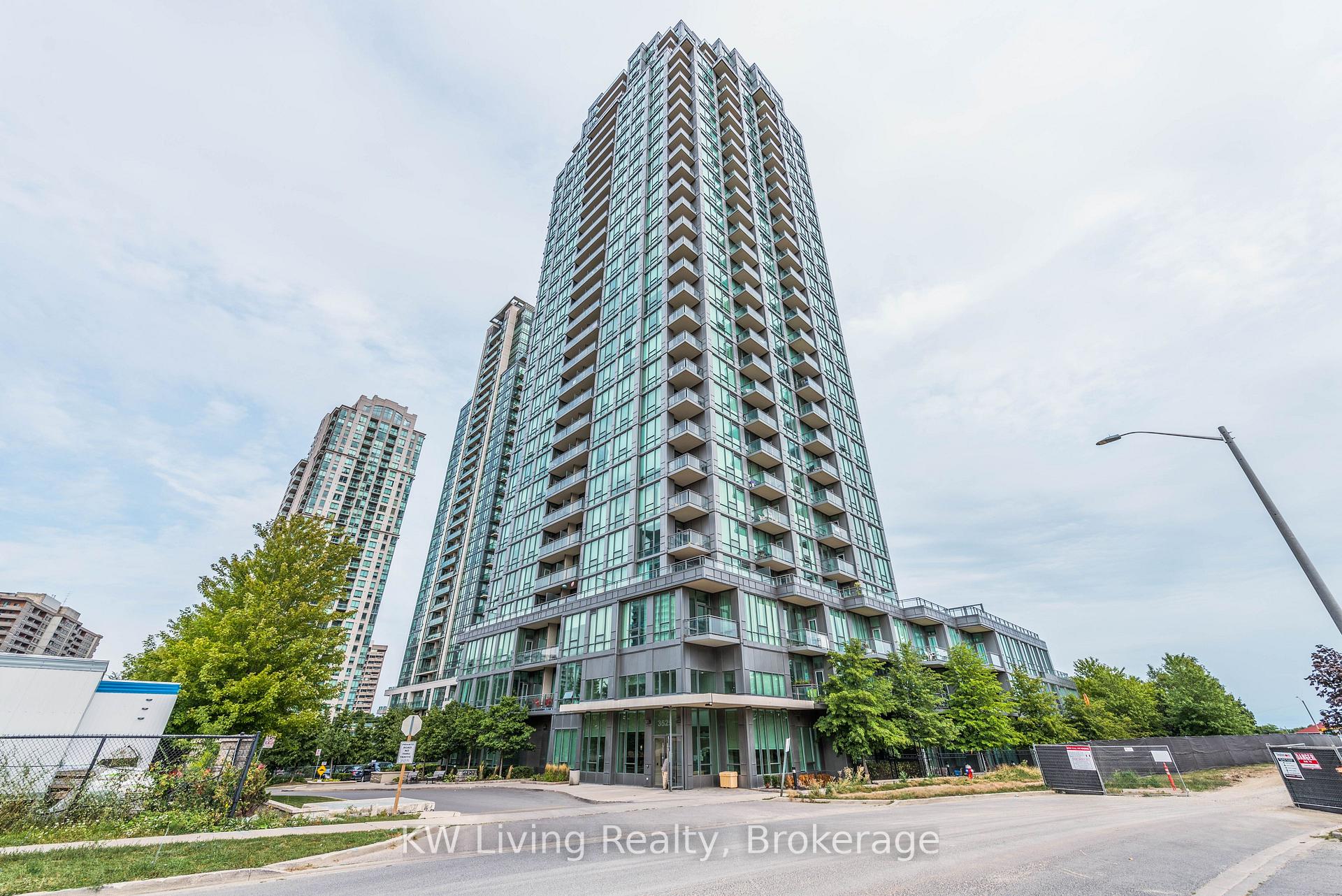 1202 - 3525 Kariya Drive, Mississauga, ON, exterior