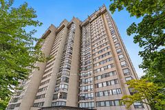1203 - 200 Robert Speck Parkway, Mississauga, ON, exterior