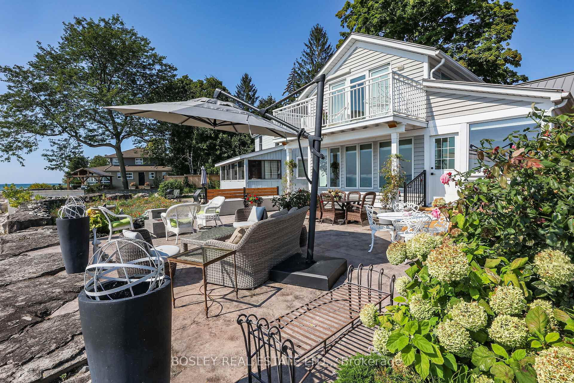 3711 CRYSTAL BEACH Drive, Fort Erie, ON, exterior