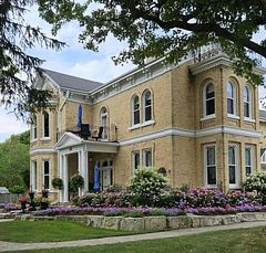 220 Hibernia Street, Stratford, ON, exterior