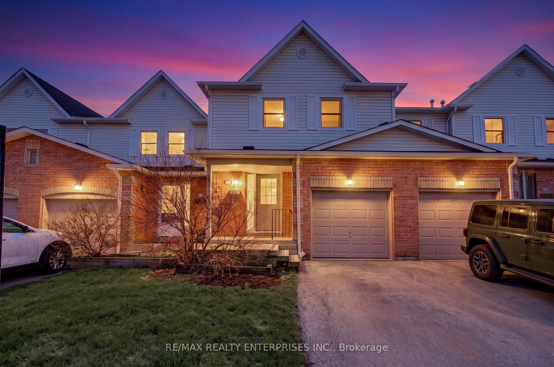 63 - 2355 Fifth Line W, Mississauga, ON, exterior