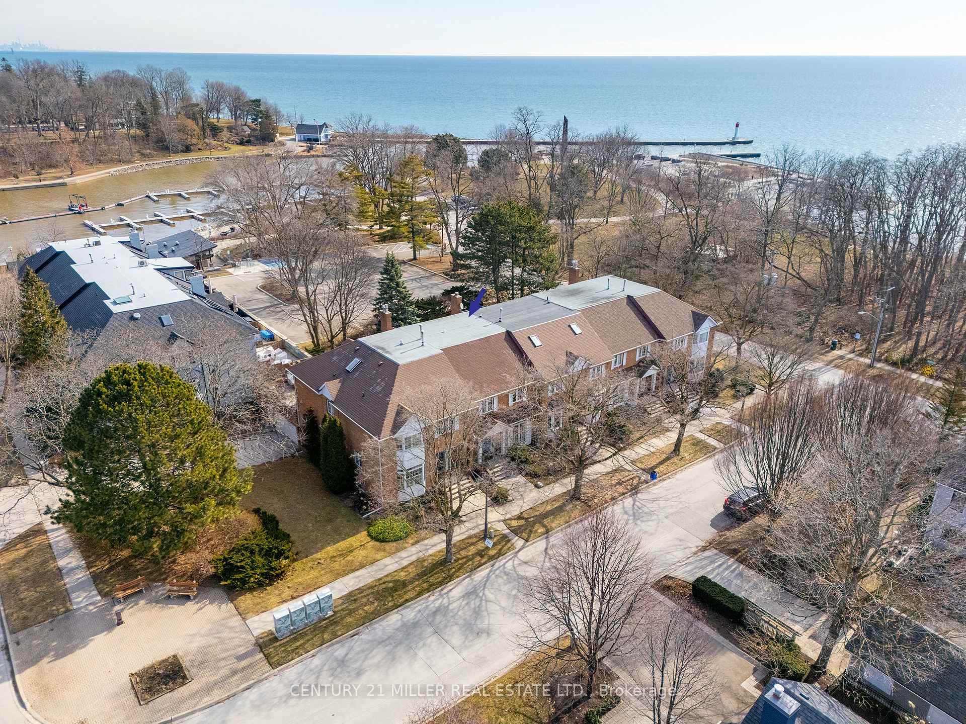 23 Chisholm Street, Oakville, ON, exterior