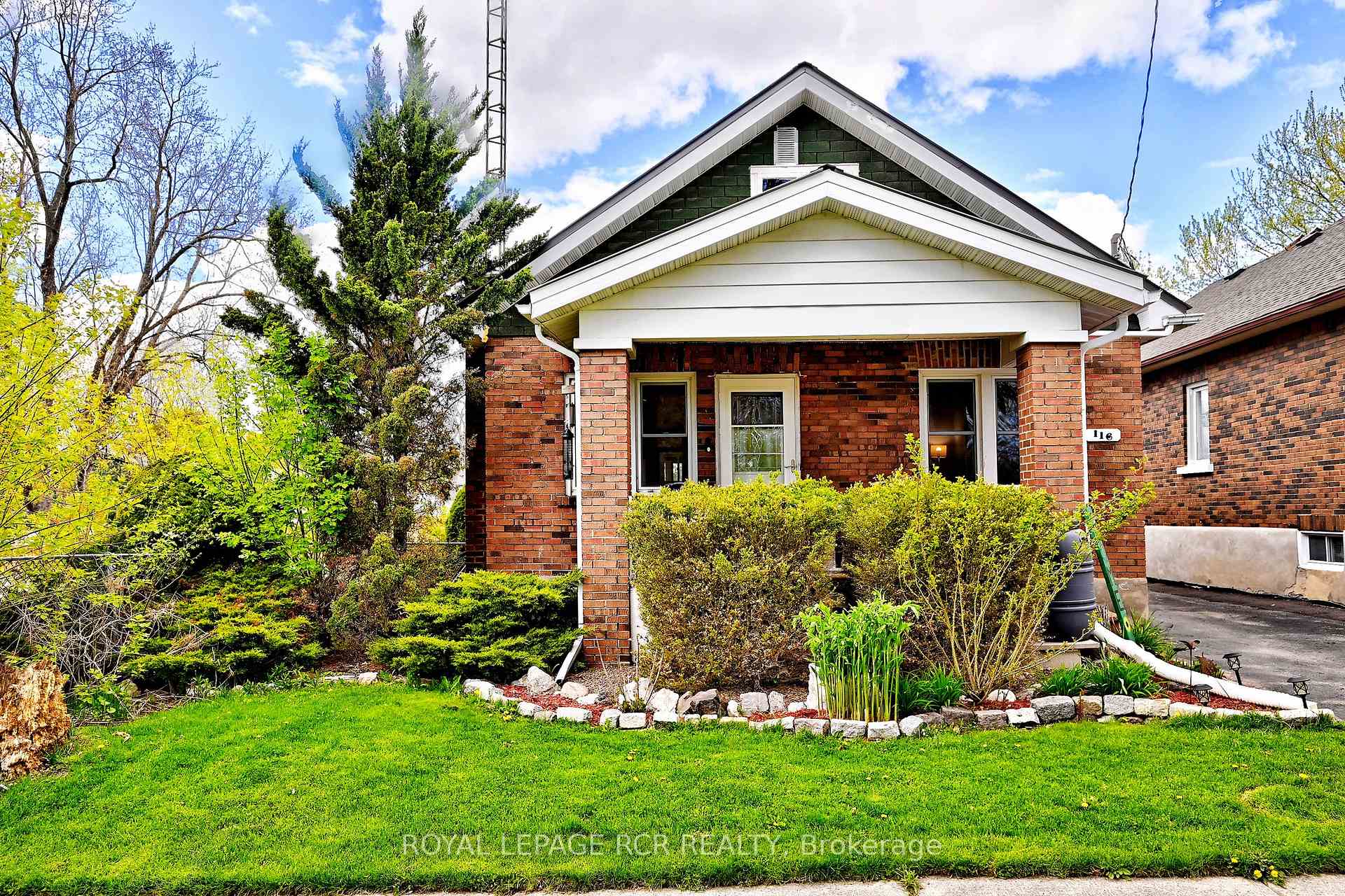 116 Buckingham Avenue, Oshawa, ON, exterior