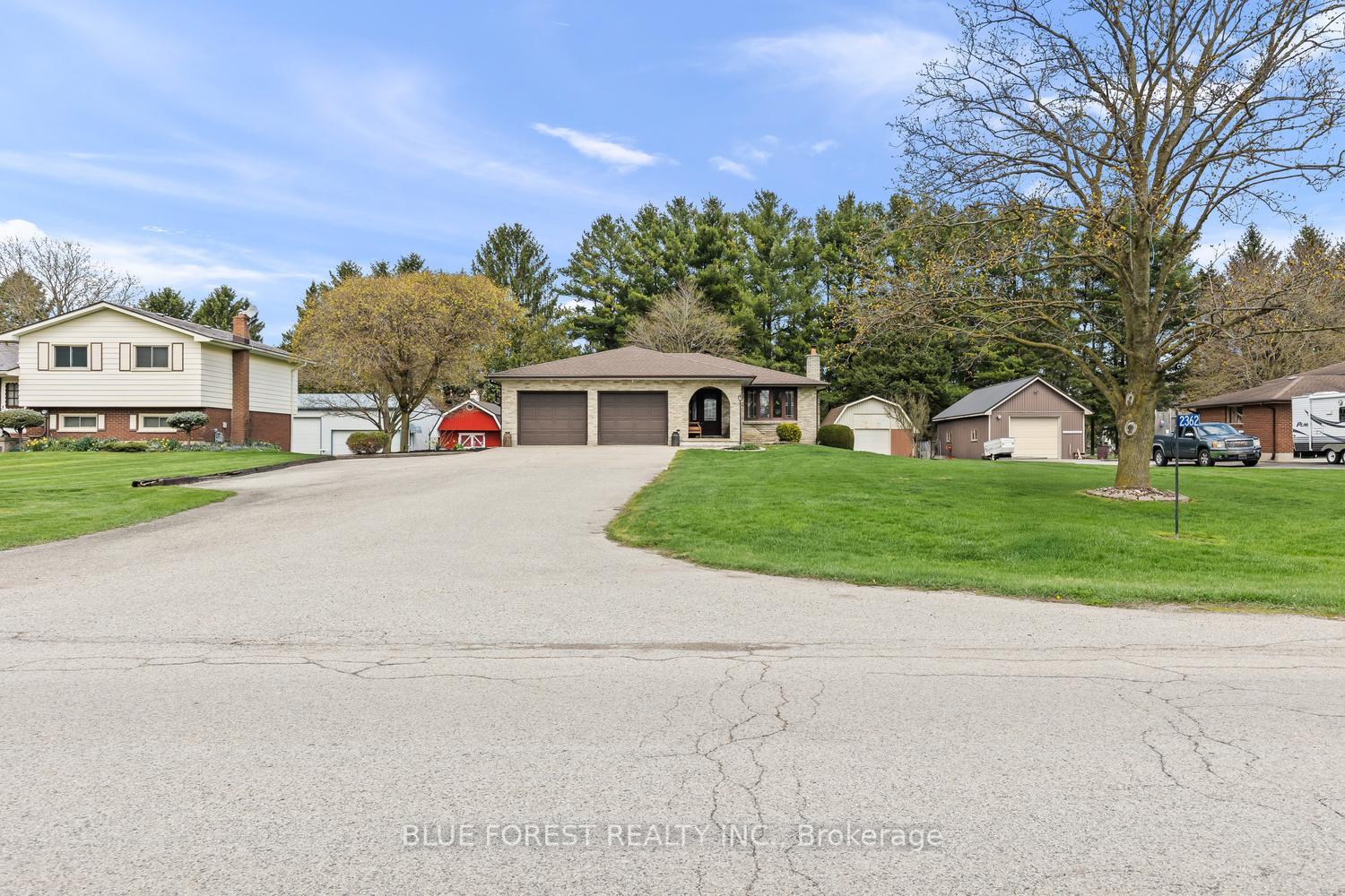 2362 Slo Pitch Road, Thames Centre, ON, exterior