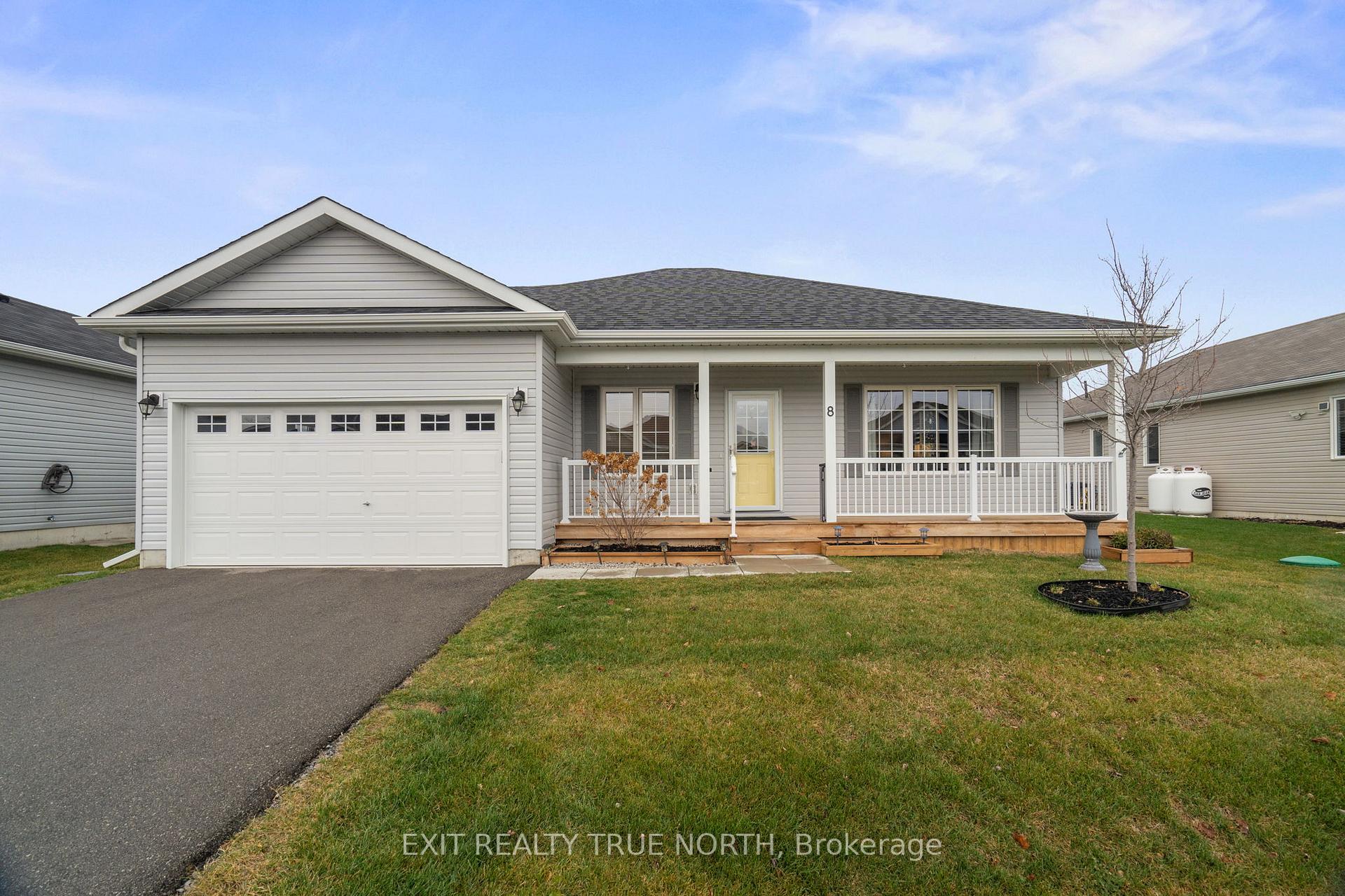 8 Sinclair Crescent, Ramara, ON, exterior