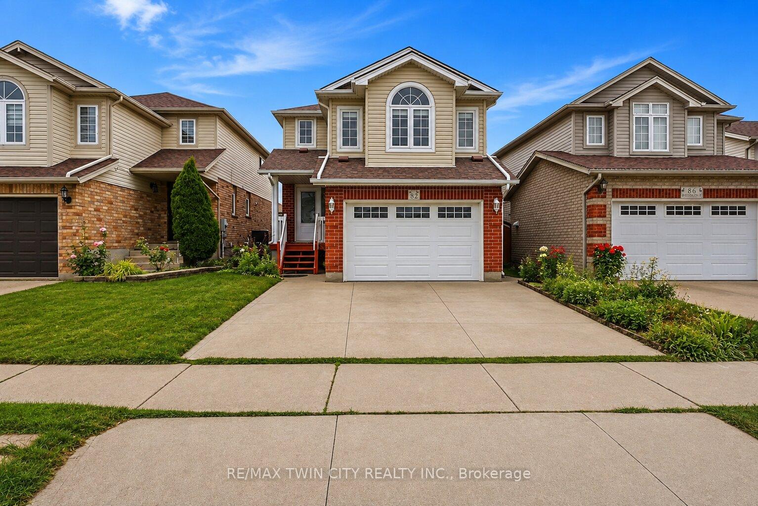 82 BRIDLEWREATH Street, Kitchener, ON, exterior