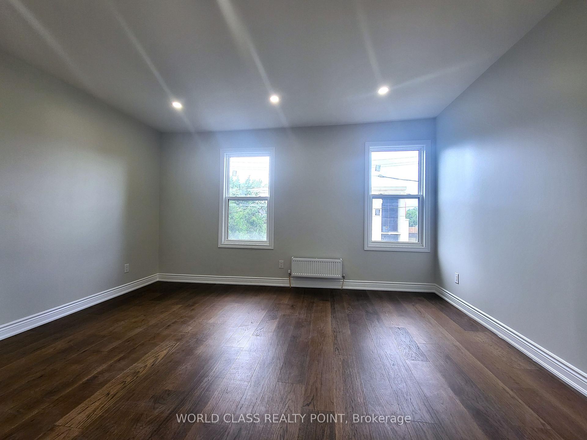 2 - 49 Vine Avenue, Toronto W02, ON, exterior