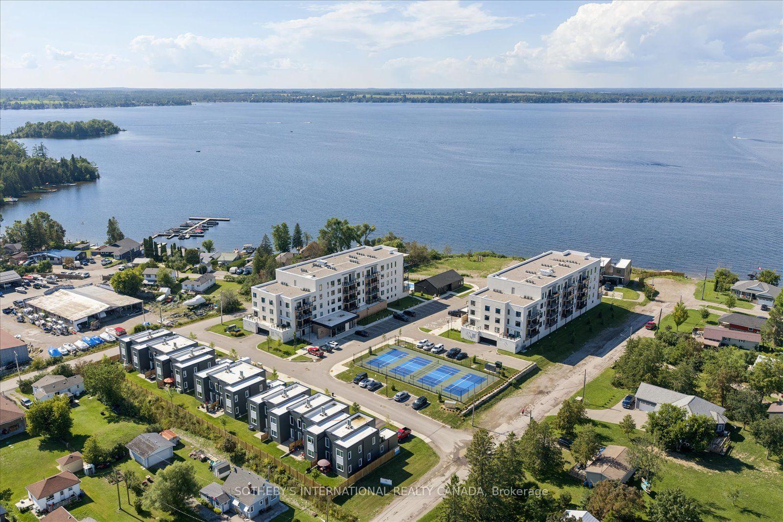 201 - 19B West Street N, Kawartha Lakes, ON, exterior