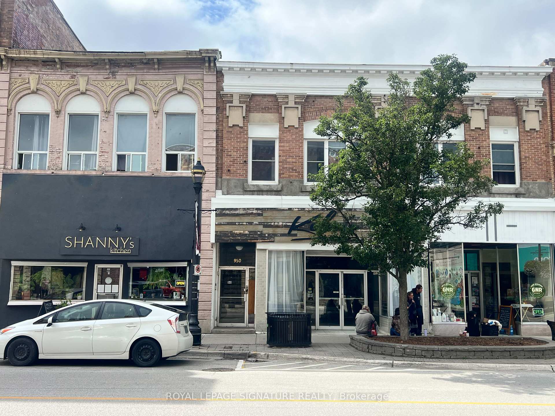 952 2nd Avenue E, Owen Sound, ON, exterior