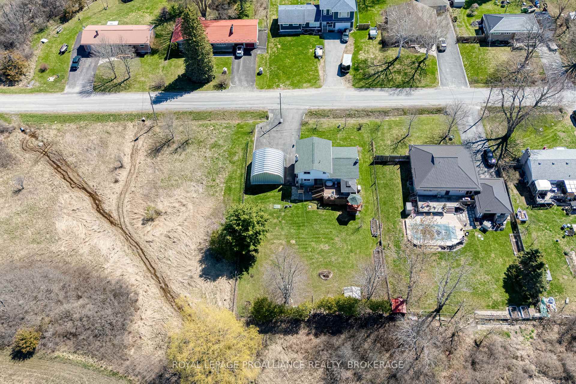 1445 Aley Street, Kingston, ON, exterior