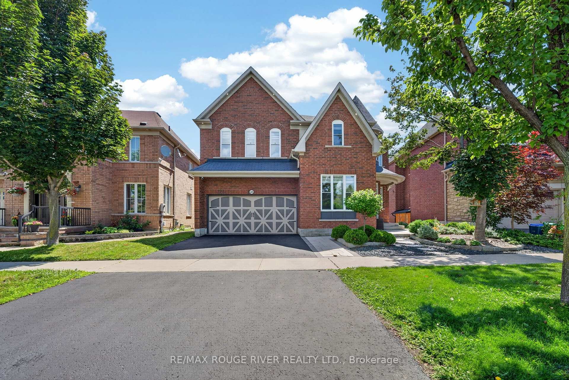 69 Gillett Drive, Ajax, ON, exterior