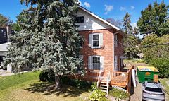 360 Highland Road, Peterborough, ON, exterior