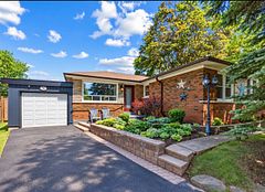 72 Woodgarden Crescent, Toronto E10, ON, exterior