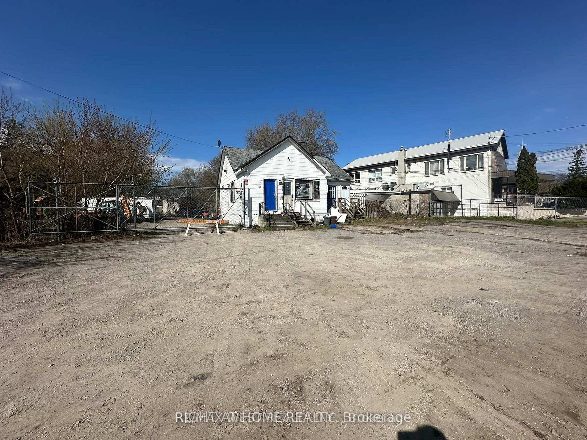 34 Morrish Road, Toronto E10, ON, exterior
