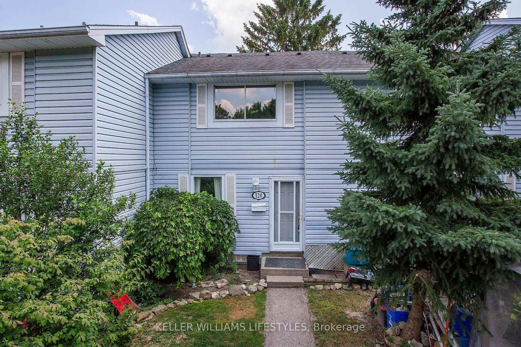 120 Monmore Road, London North, ON, exterior