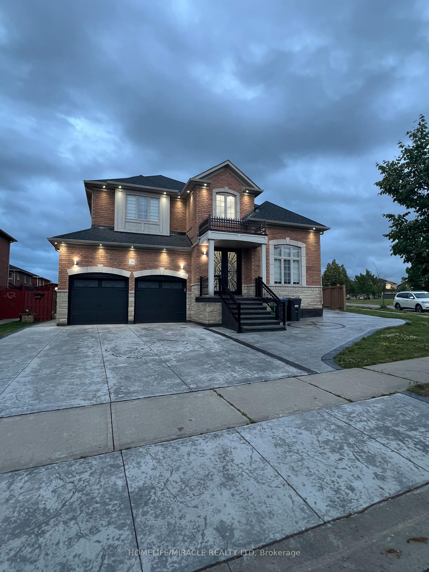 39 Kistler Street, Brampton, ON, exterior