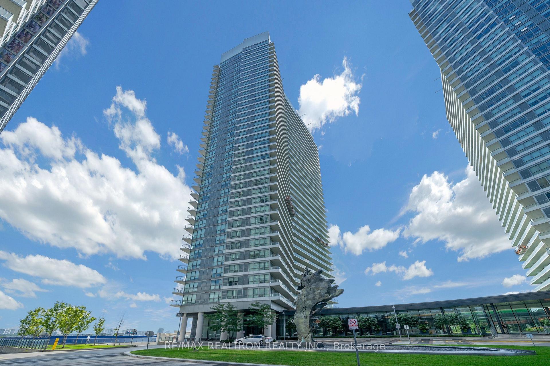 507 - 117 Mcmahon Drive, Toronto C15, ON, exterior
