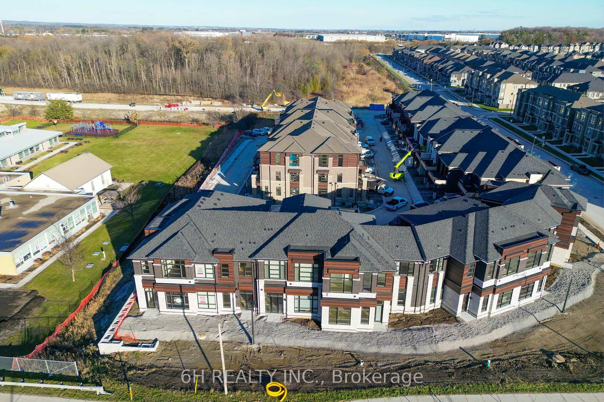 Lot 8 - 43 Harold Wilson Lane, Richmond Hill, ON, exterior