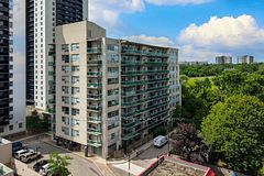 406 - 2464 Weston Road, Toronto W04, ON, exterior