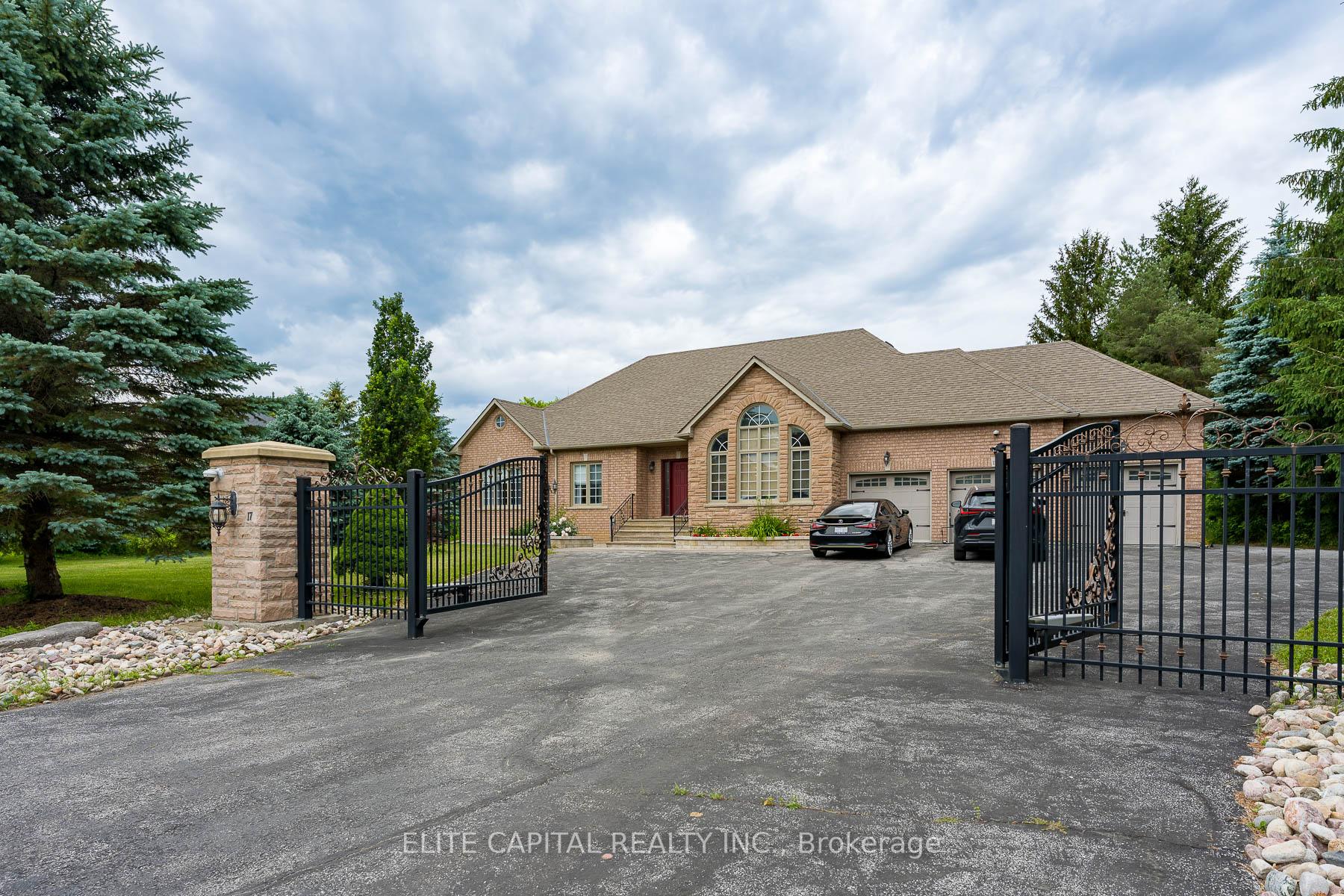 17 Hill Top Trail, Whitchurch-Stouffville, ON, exterior