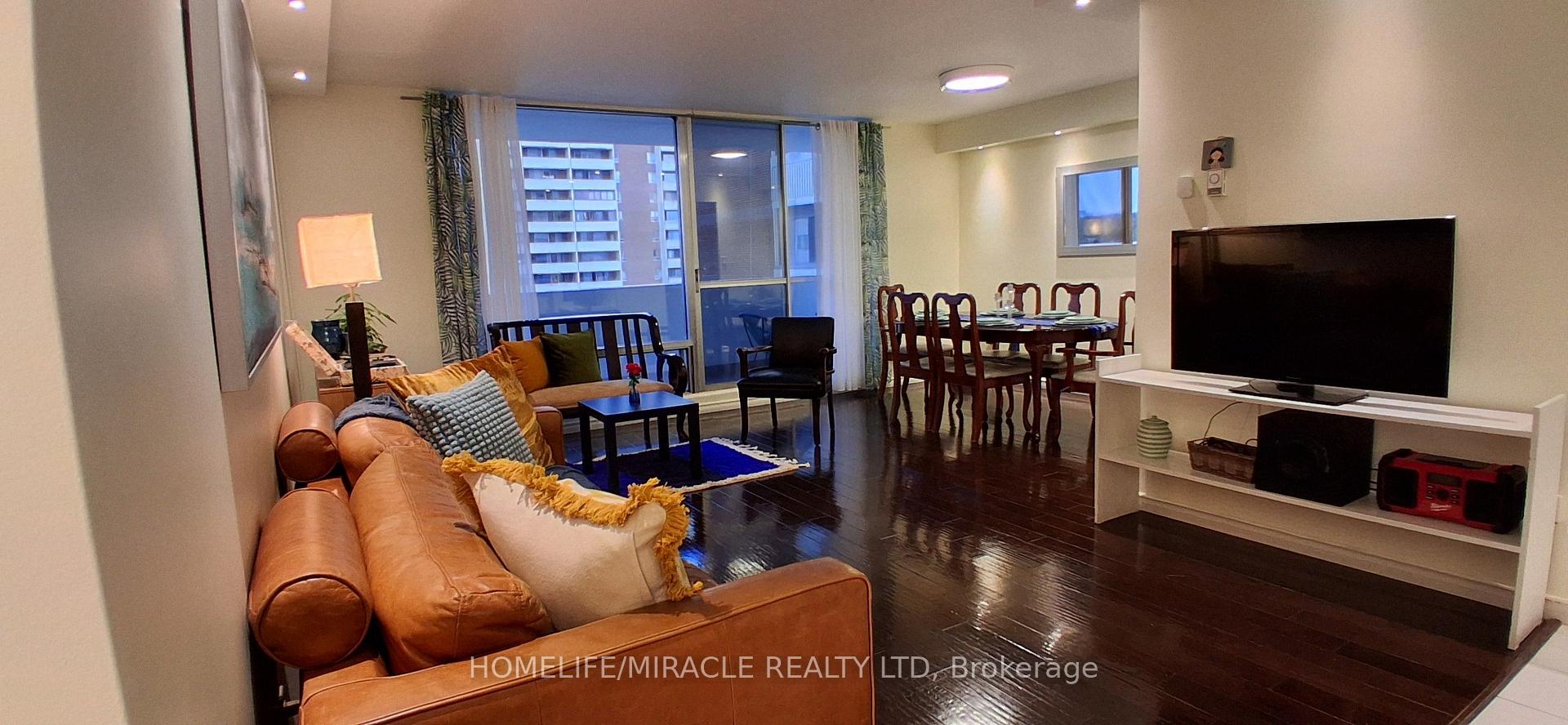 1618 - 1 Massey Square, Toronto E03, ON, exterior