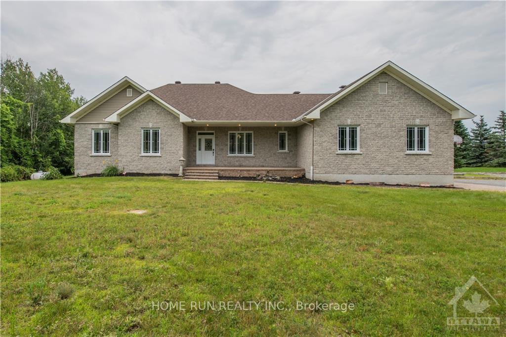 840 David Manchester Road, Carp - Huntley Ward, ON, exterior