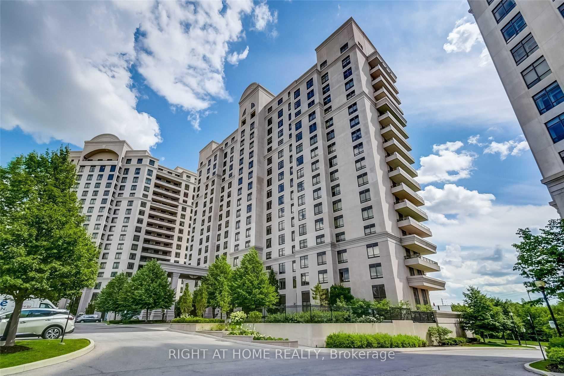 512 - 9245 Jane Street, Vaughan, ON, exterior