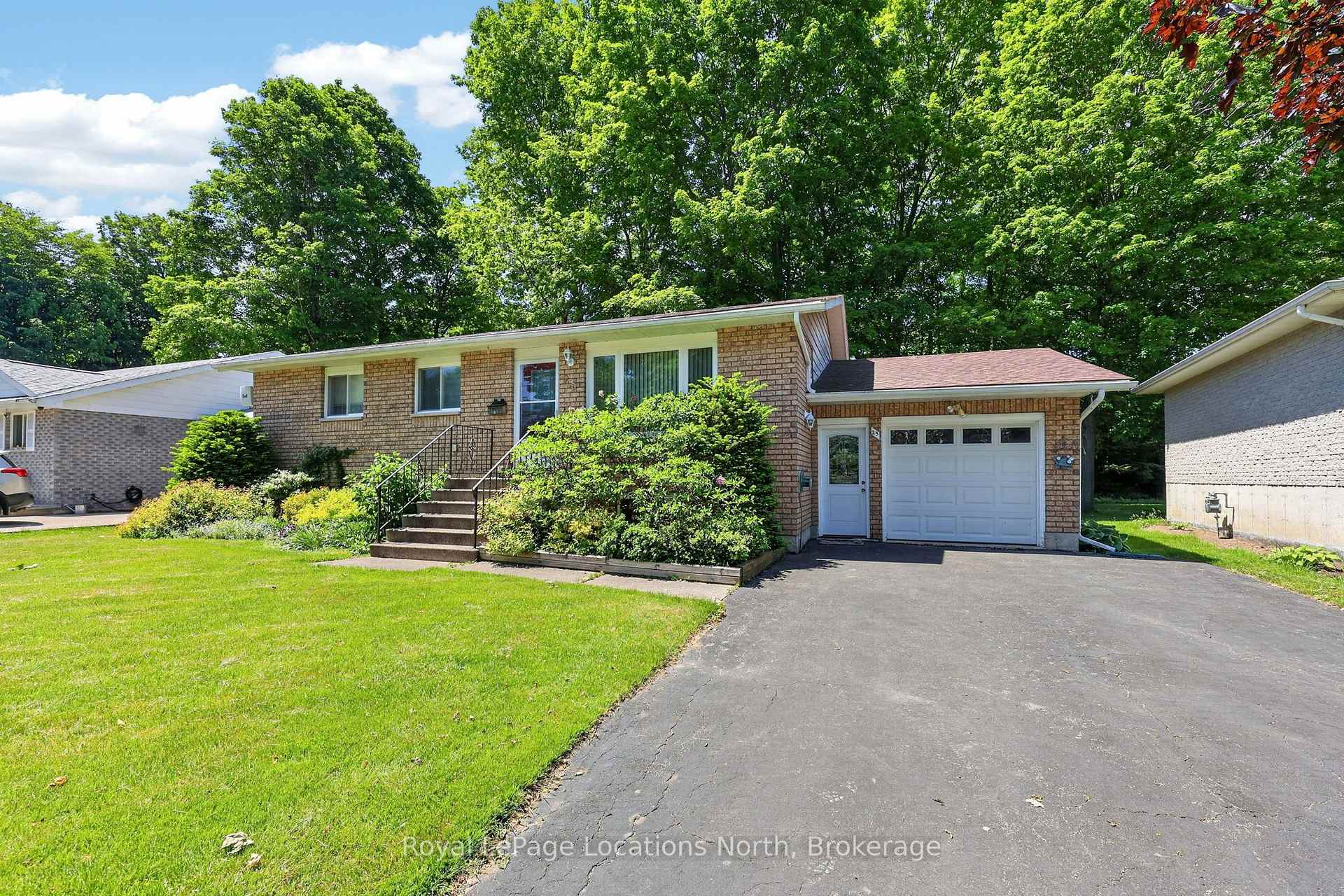 25 Pollard Drive, Meaford, ON, exterior