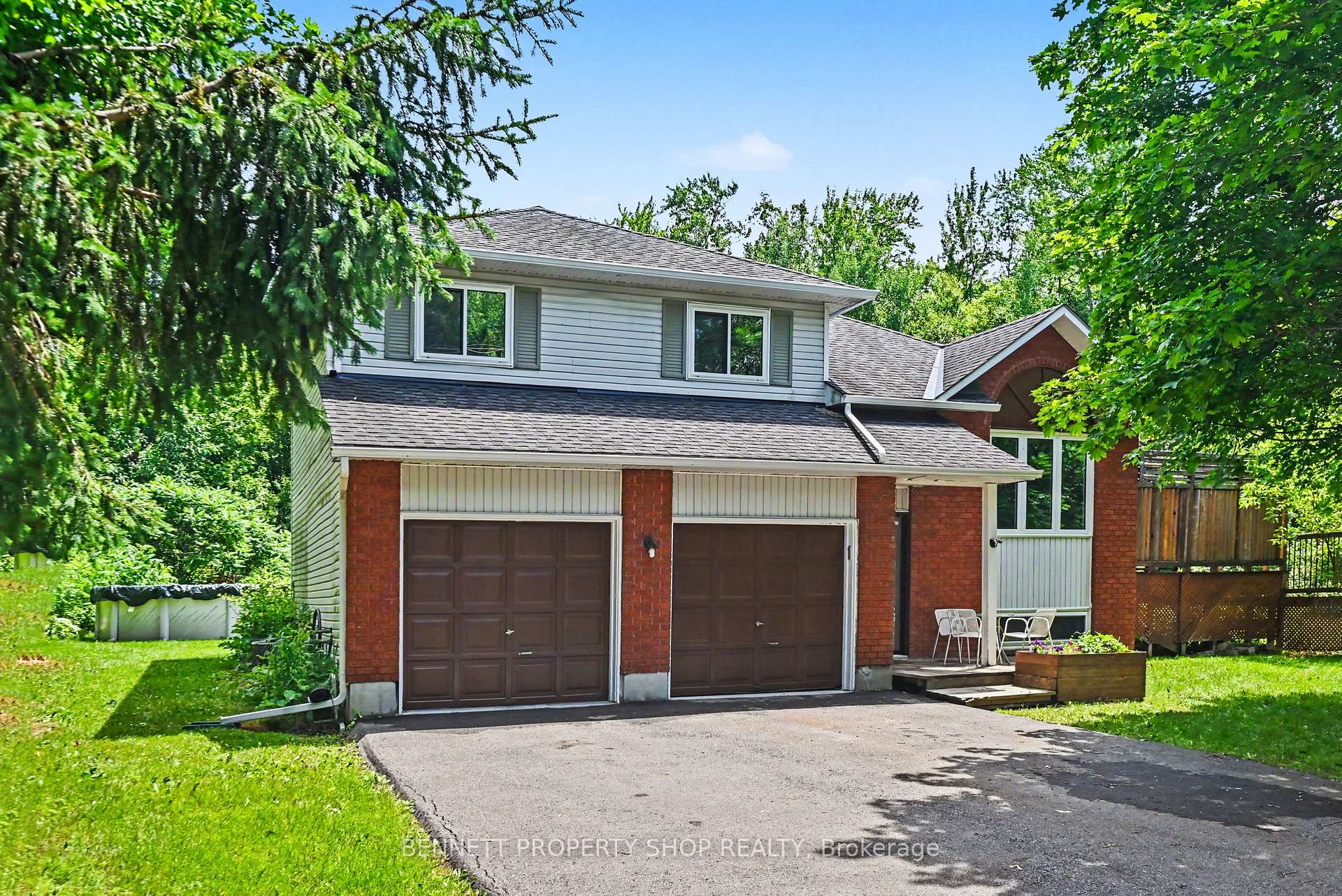 230 Cardinal Crescent, Clarence-Rockland, ON, exterior
