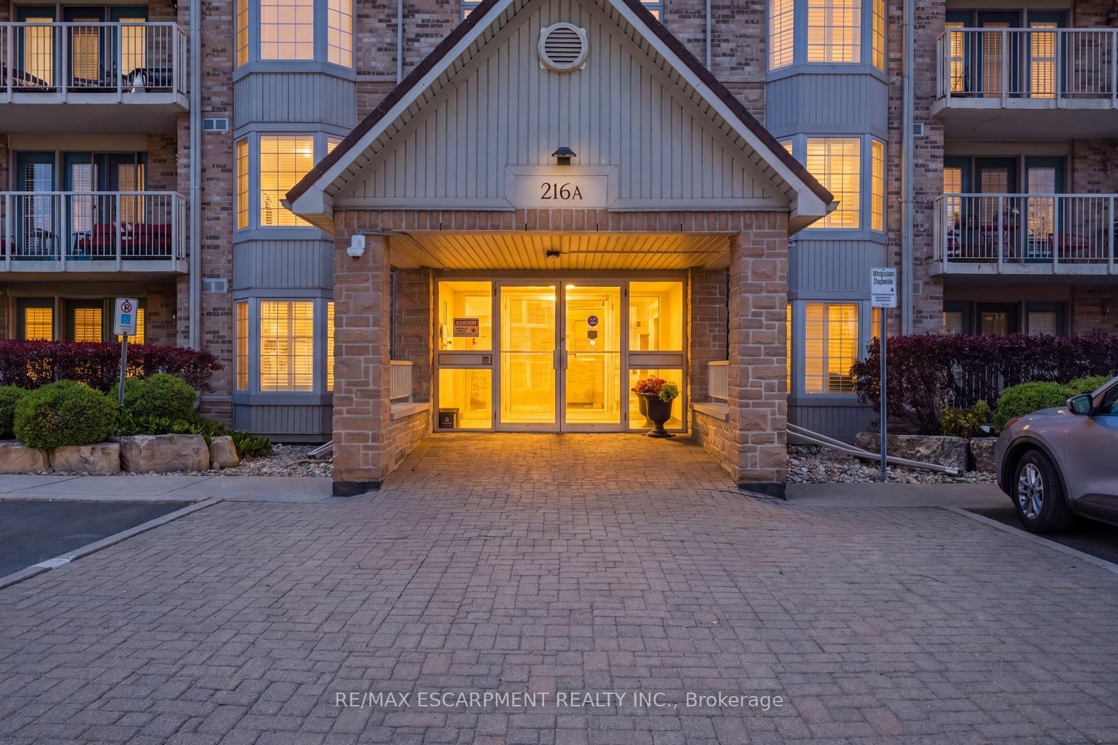 A307 - 216 Plains Road W, Burlington, ON, exterior