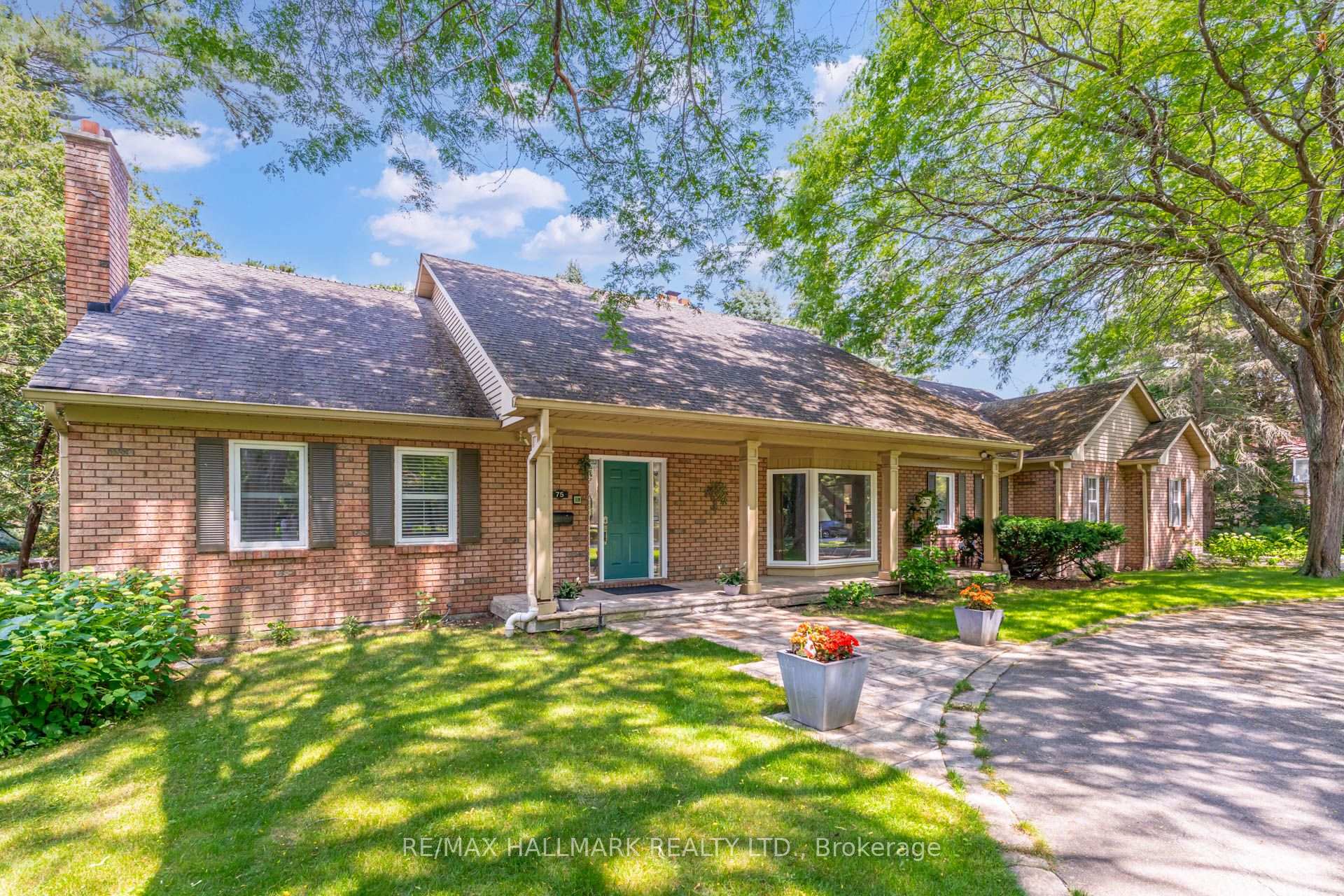 75 Arbour Drive, Oakville, ON, exterior