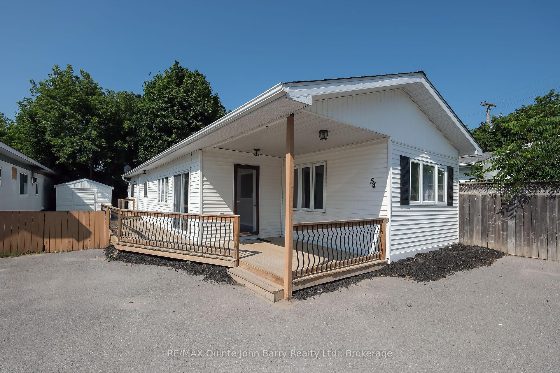 54 - 63 Whites Road, Quinte West, ON, exterior