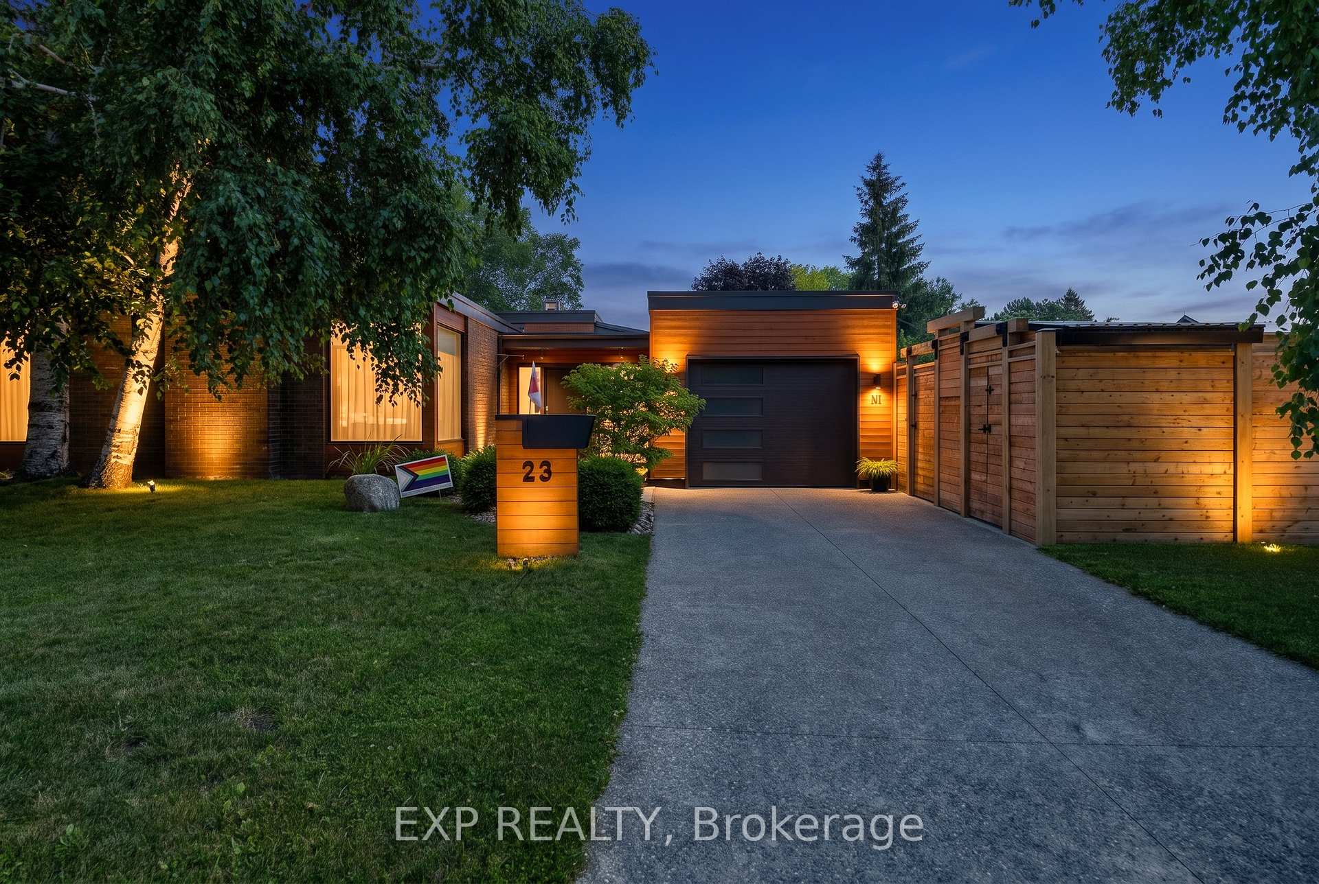 23 The Cedars Street, St. Catharines, ON, exterior