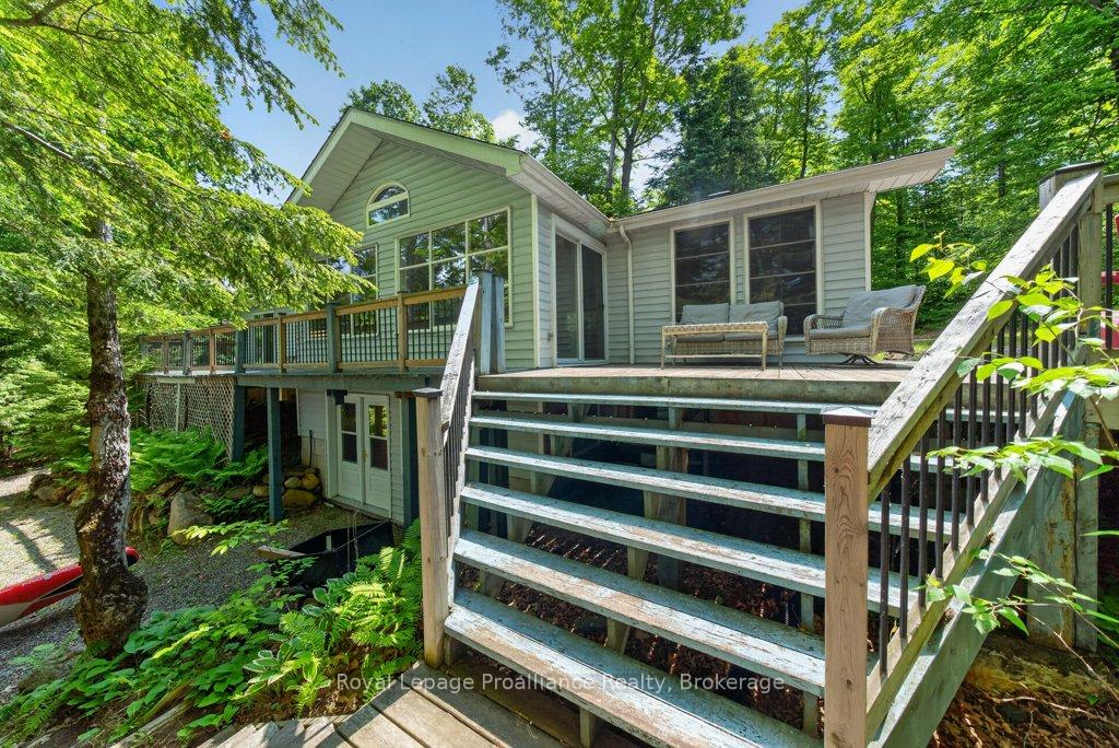 1107 Peters Lane, Frontenac, ON, exterior