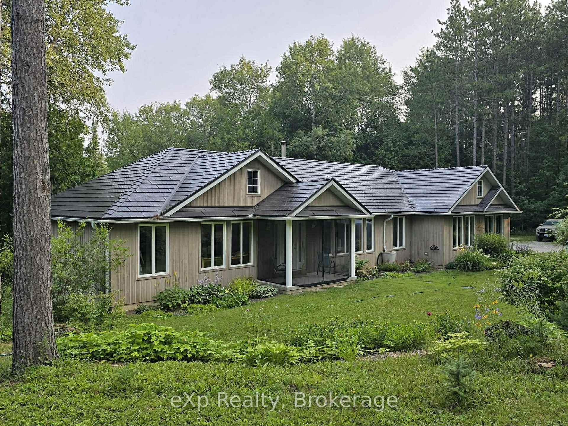 303709 South Line, West Grey, ON, exterior