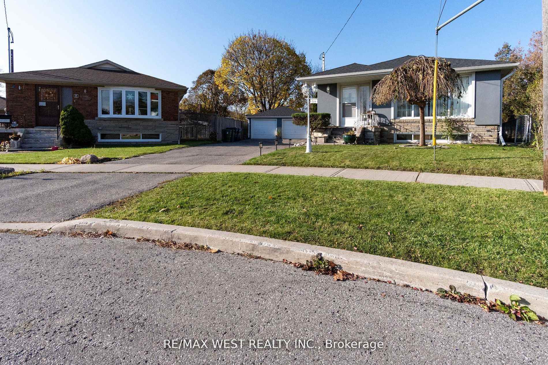 10 Pastrano Court, Toronto E08, ON, exterior