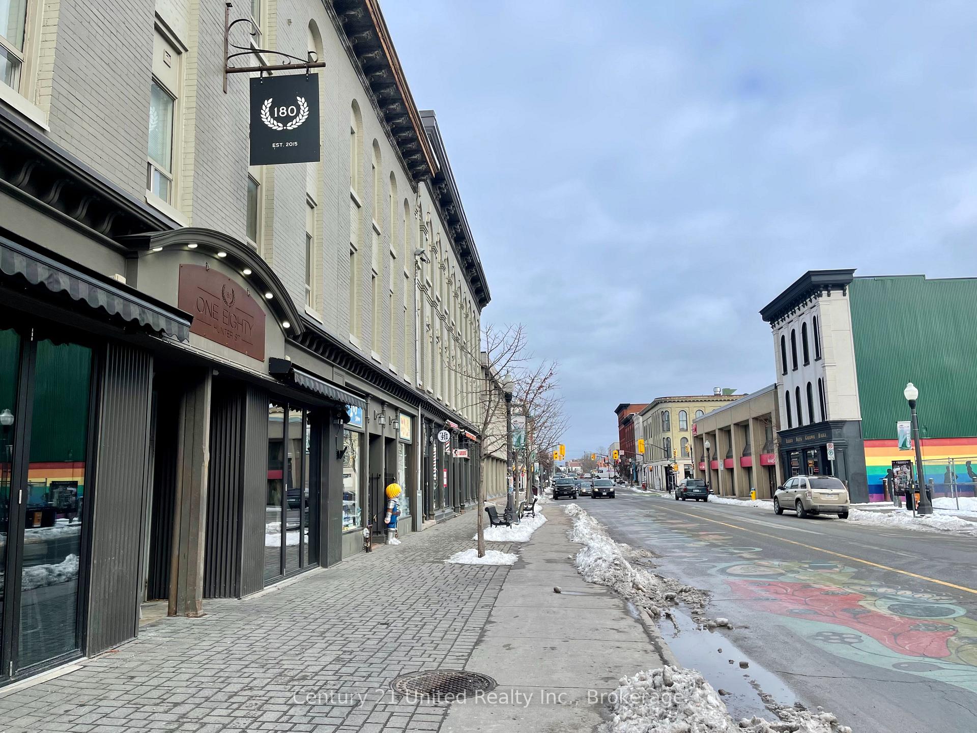 4 - 172.5 Hunter Street W, Peterborough, ON, exterior