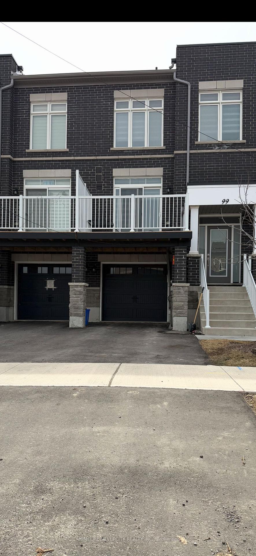 99 Seguin Street, Richmond Hill, ON, exterior