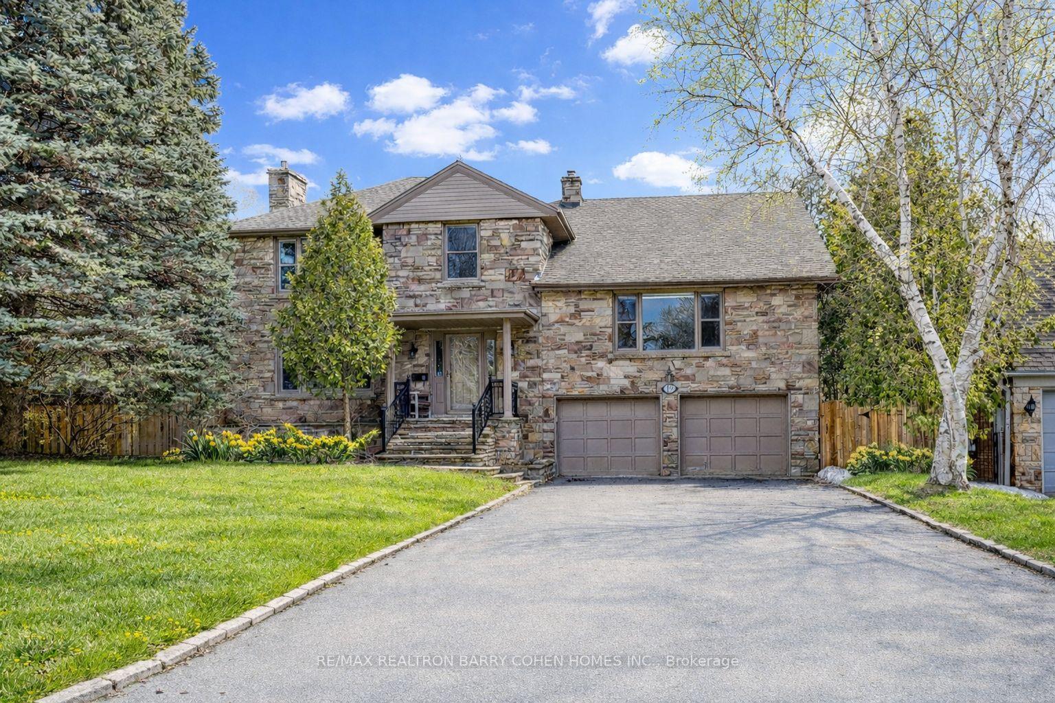 19 Lower Links Road, Toronto C12, ON, exterior