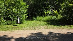 1527 Madill Road, Highlands East, ON, exterior