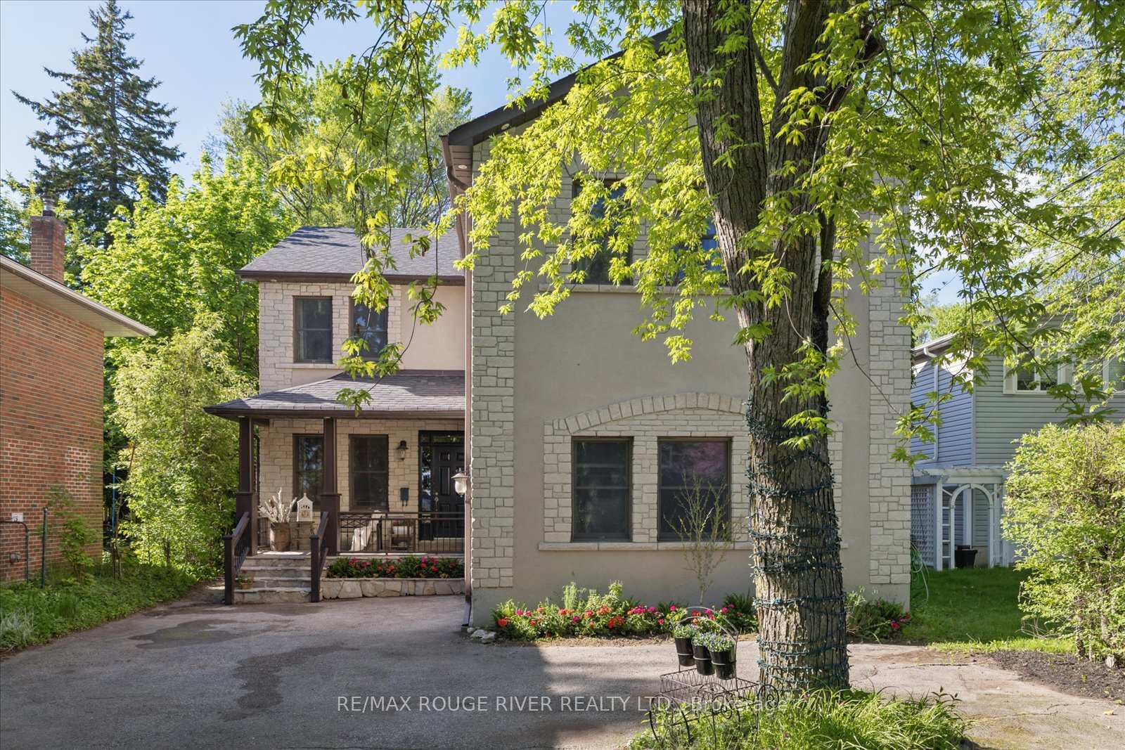 30 Springbank Avenue, Toronto E06, ON, exterior