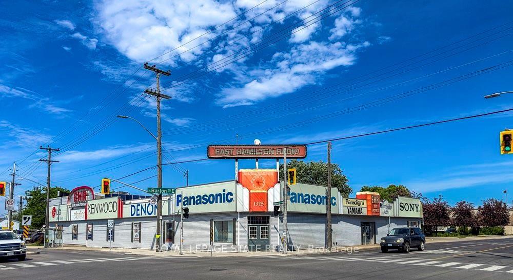 1325 Barton Street E, Hamilton, ON, exterior