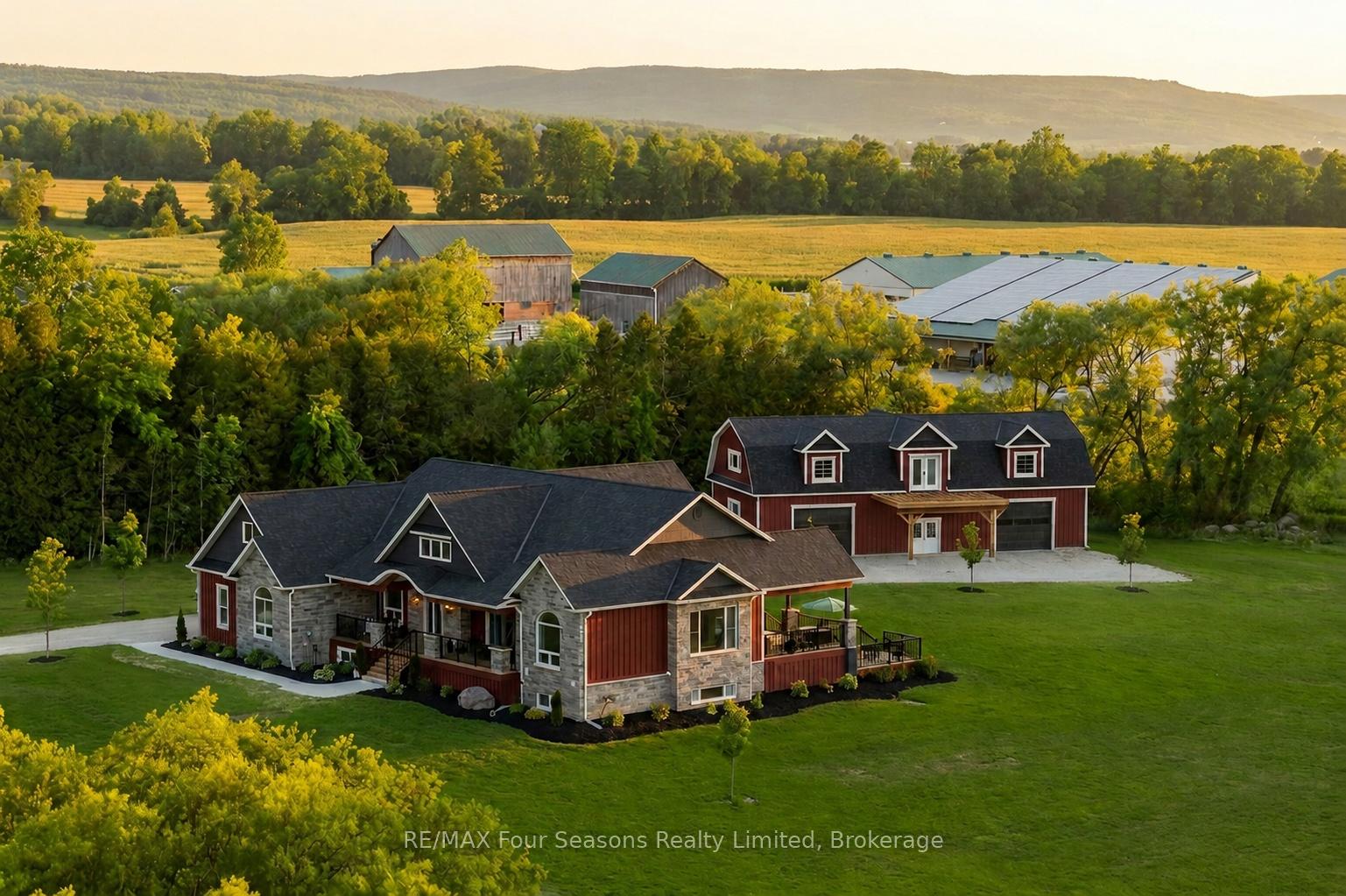 8672 County Rd 91 Road, Clearview, ON, exterior