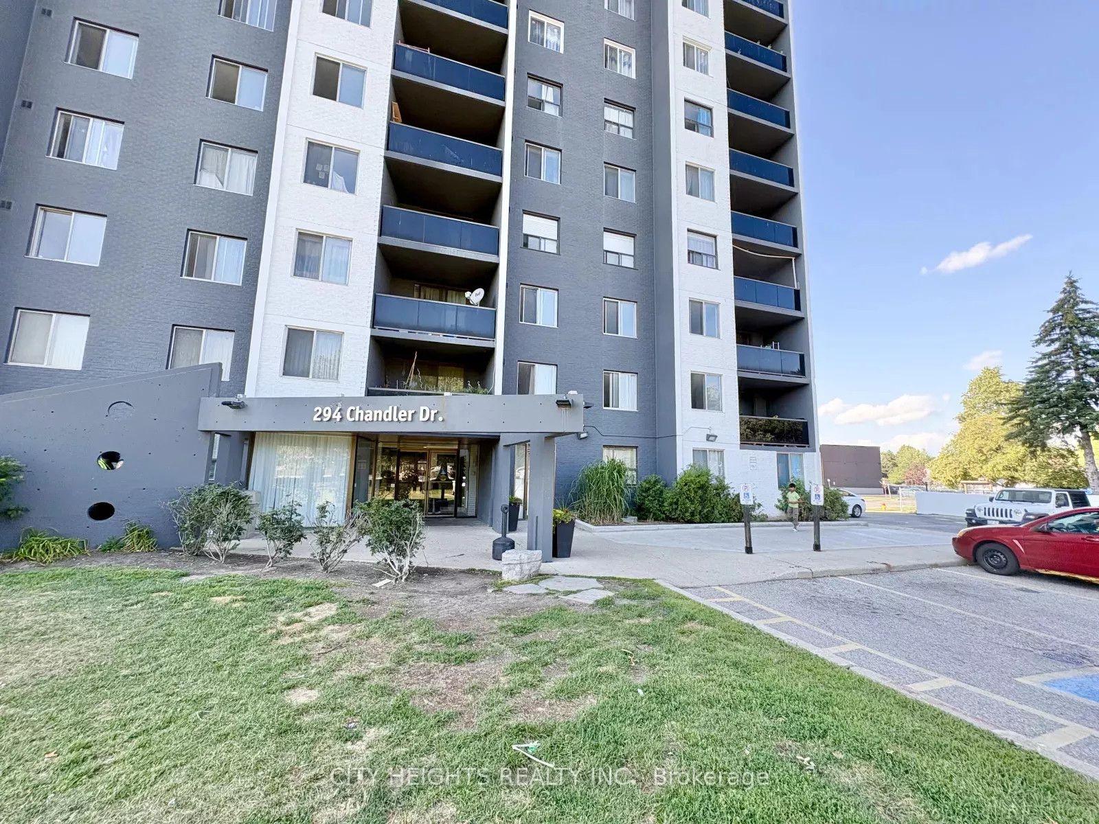 106 - 294 CHANDLER Drive, Kitchener, ON, exterior