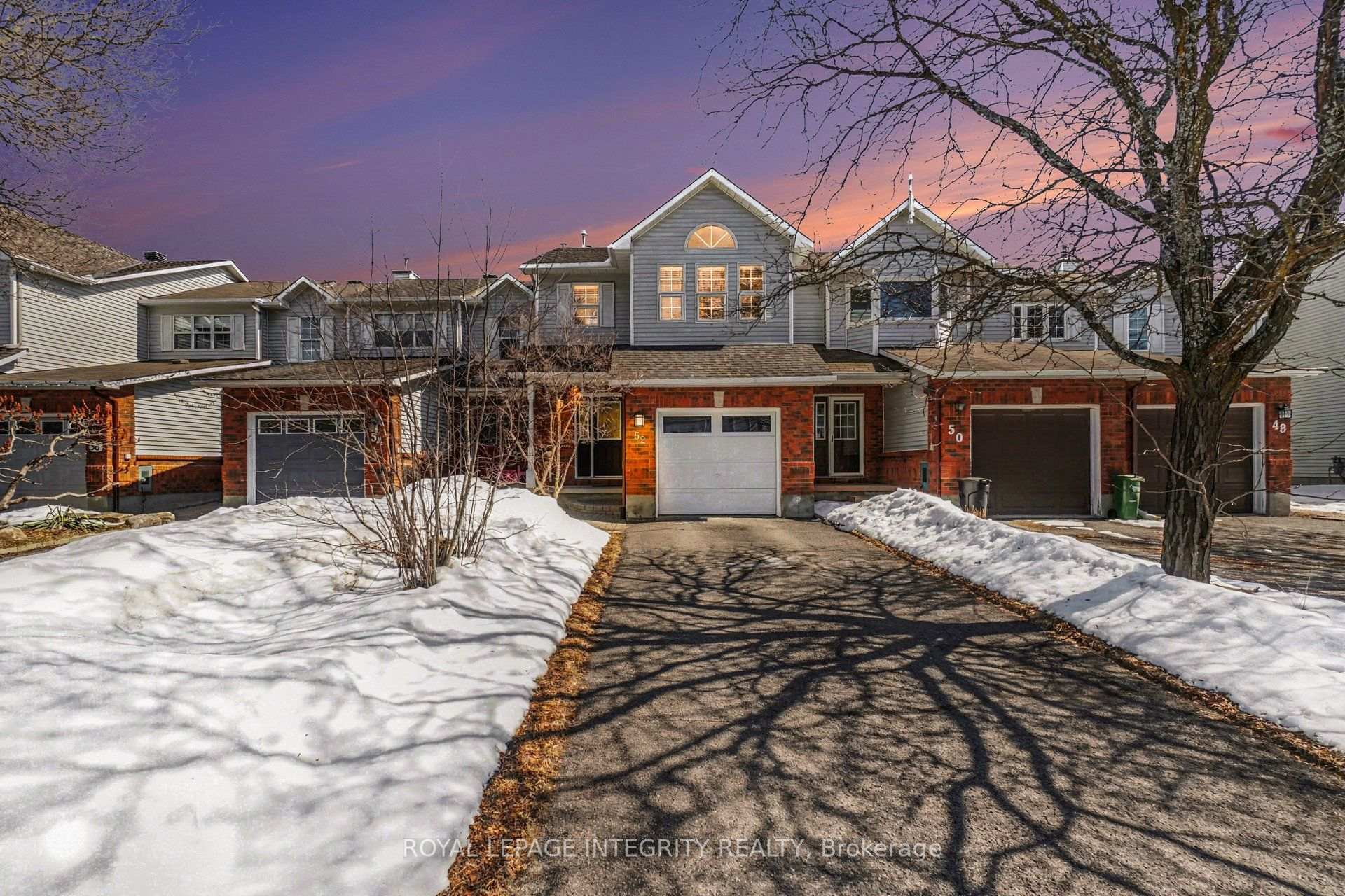 52 Blackdome Crescent, Kanata, ON, exterior