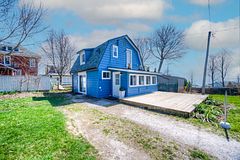 11C Glenwood Street, Norfolk, ON, exterior