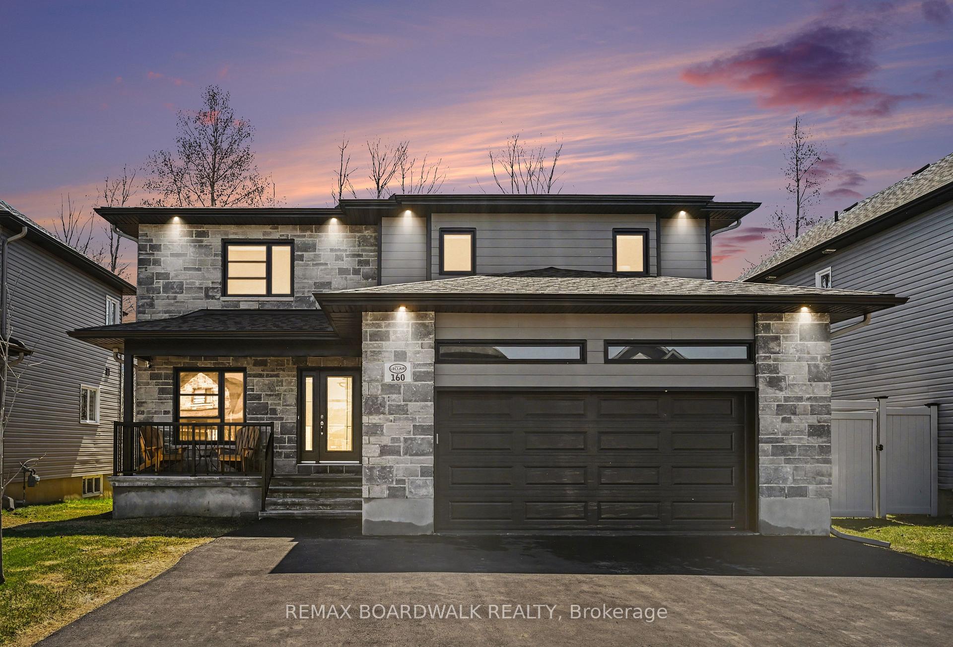 160 Hybrid Street, Russell, ON, exterior