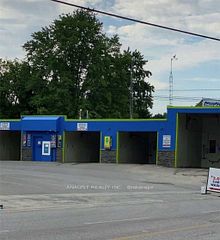 17-25 Alexander Road, Newmarket, ON, exterior